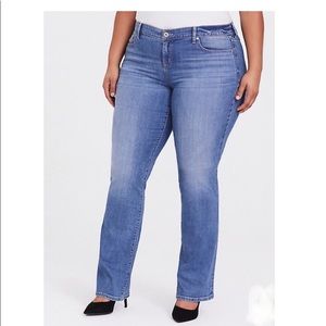 Boot cut Slim Jeans